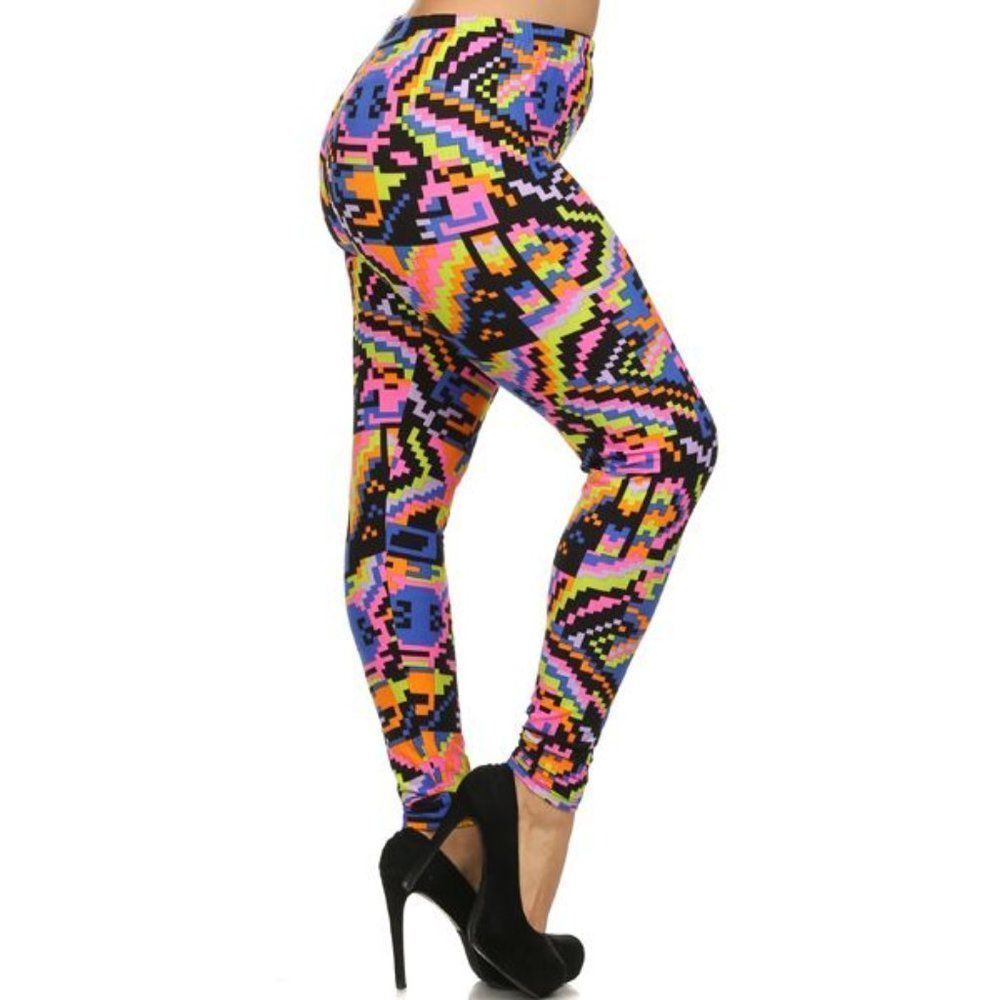 (Plus) Curvy Vivid Pink and Black Multi Tribal Pattern Print Leggings